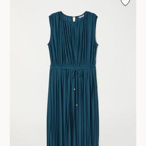 H&M Pleated Dress, size M, Dark Teal